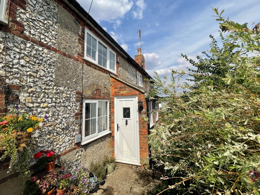 2 bed cottage for sale in Lee Cottages, Saunderton Lee HP27 Zoopla