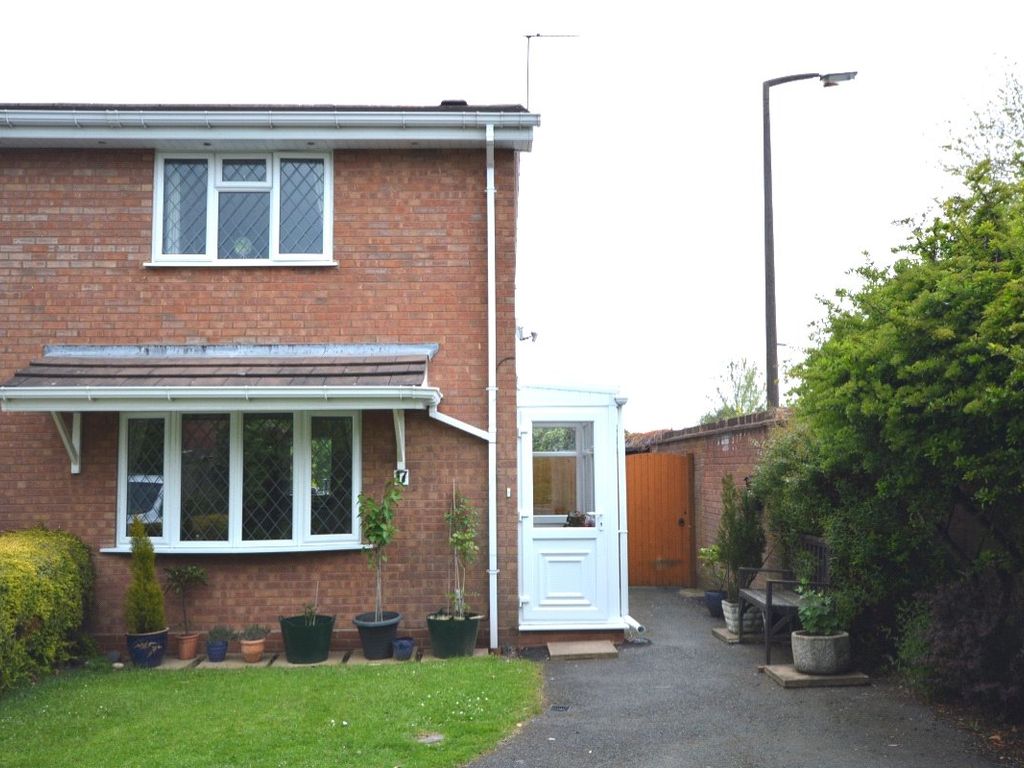 3 bed semidetached house to rent in Coulter Grove, Perton