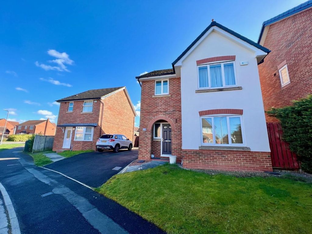 3 bed detached house for sale in Nevern Crescent, Ingleby Barwick
