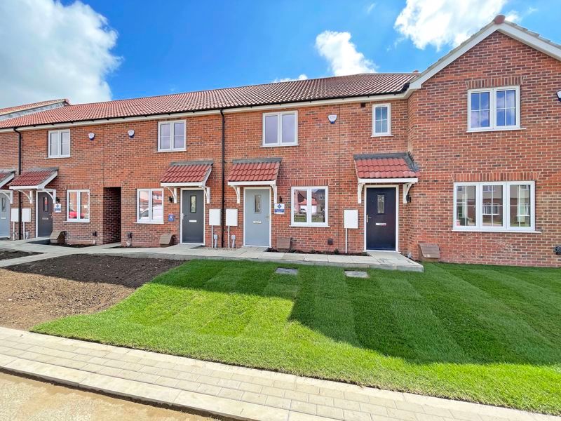 2 bed terraced house to rent in Glebe Road, Scartho, Grimsby DN33, £750