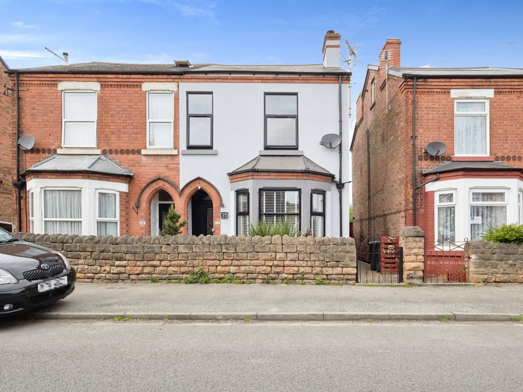 4 bed semidetached house for sale in Chandos Street, Netherfield