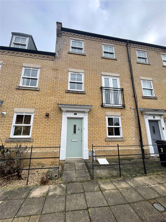 3 bed terraced house for sale in Constable Way, Black Notley, Braintree