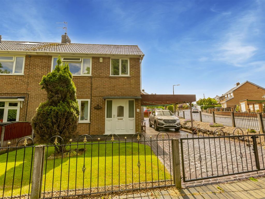 3 bed semidetached house for sale in Washington Drive, Stapleford
