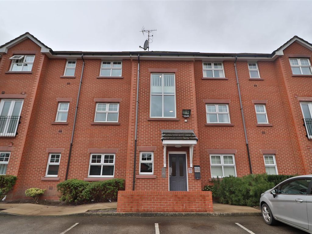 2 bed flat to rent in Kingsway South, Latchford, Warrington WA4 Zoopla