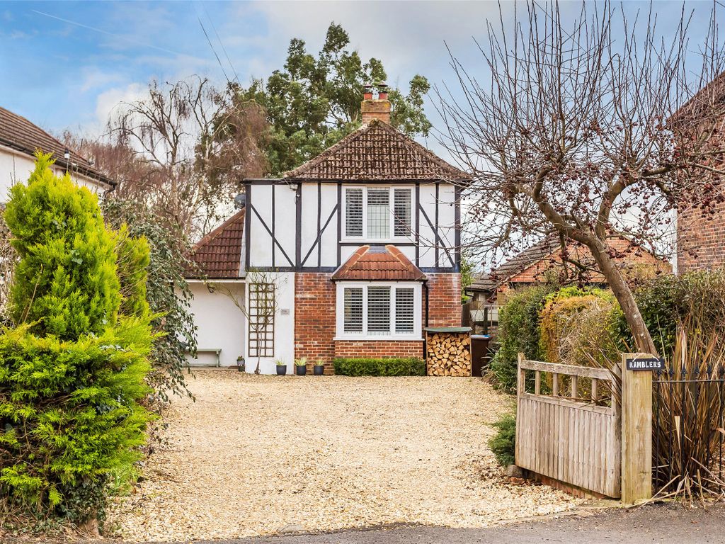 3 bed detached house for sale in Crowhurst Lane End, Oxted, Surrey RH8