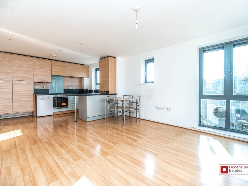 2 bed flat to rent in Gunyard Mews, Woolwich SE18, £1,750 pcm Zoopla