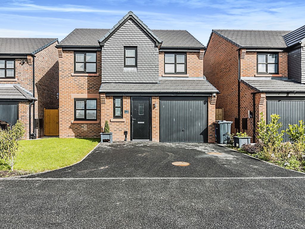 4 bed detached house for sale in Horrocks Lane, Manchester M27, £