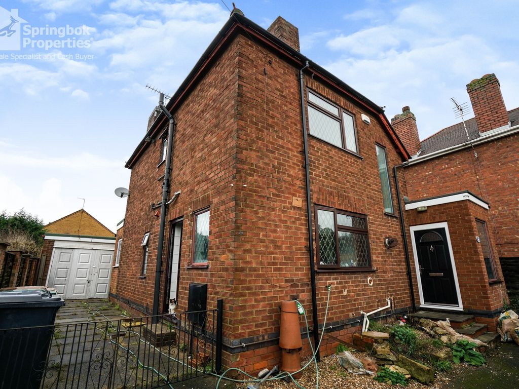 3 bed detached house for sale in Wood Lane, Newhall, Swadlincote