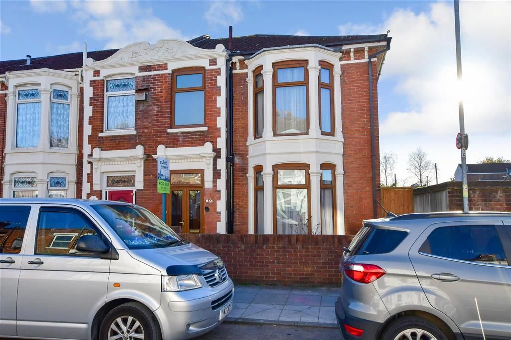 3 bed end terrace house for sale in Chichester Road, North End