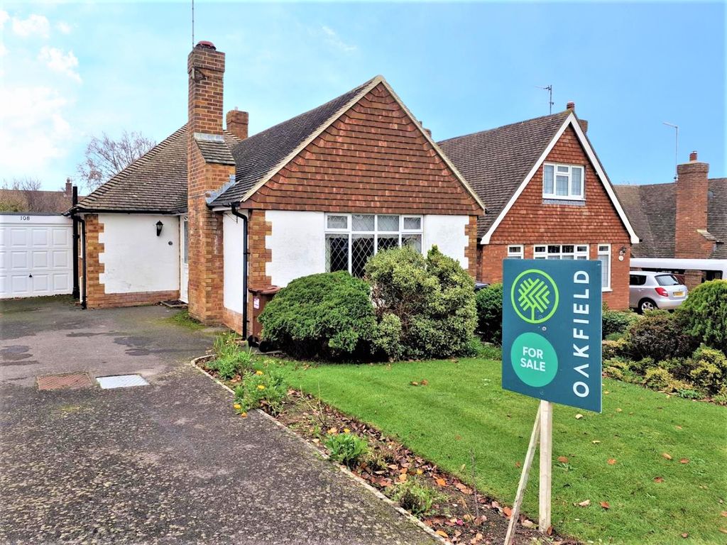 2 bed detached bungalow for sale in Willingdon Park Drive, Eastbourne