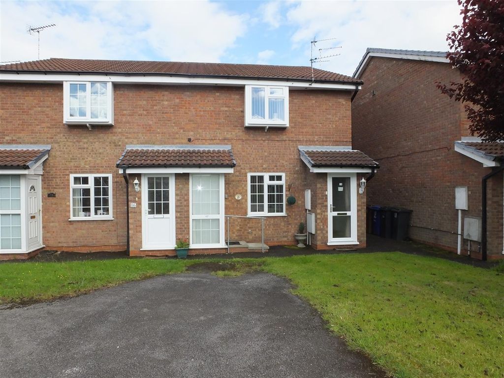 1 bed flat for sale in Monarch Close, Stretton, BurtonOnTrent DE13 Zoopla