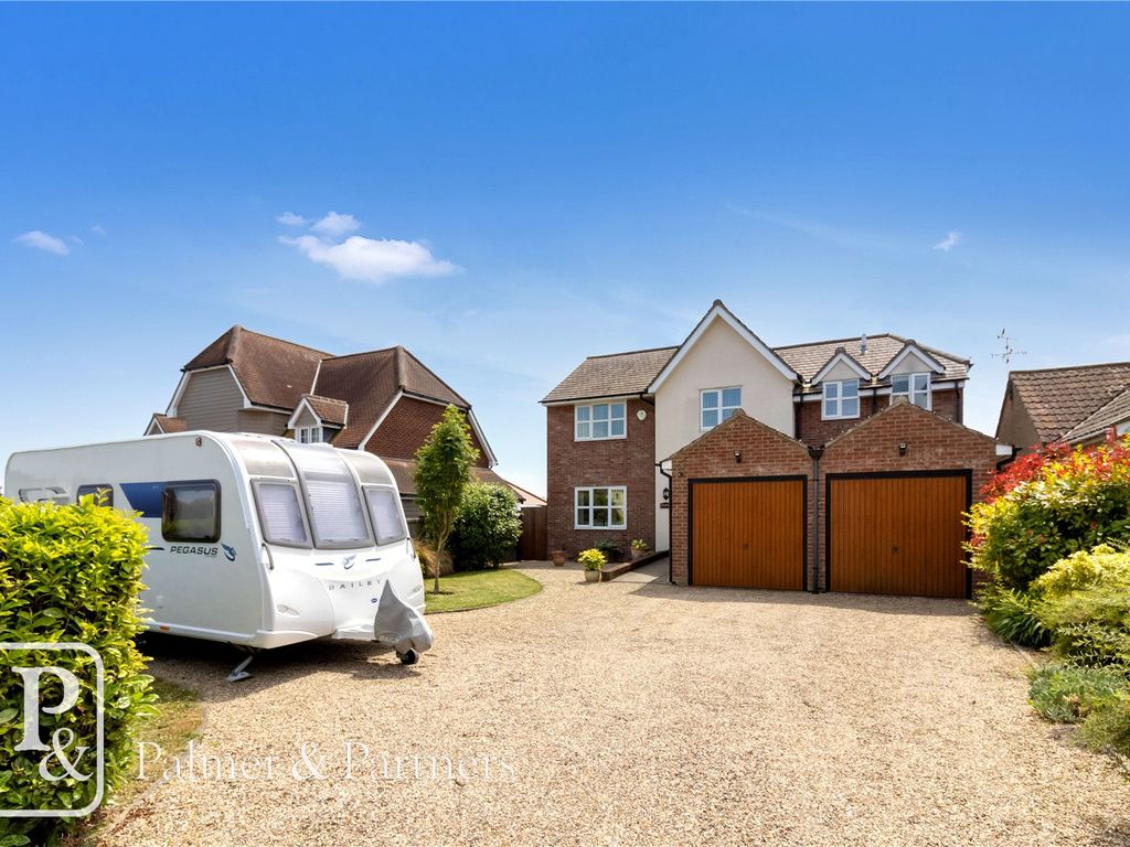 4 bed detached house for sale in Abberton Road, LayerDeLaHaye