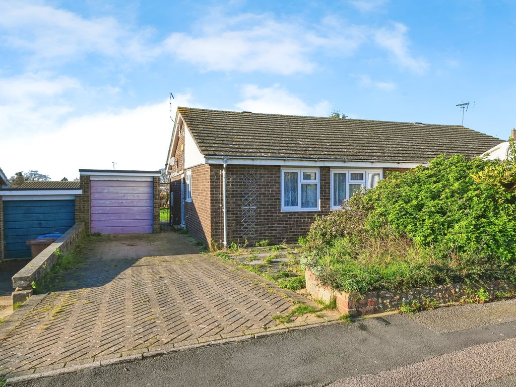 2 bed semidetached bungalow for sale in Pattern Bush Close