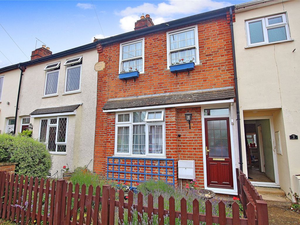 4 bed terraced house for sale in Englefield Road, Knaphill, Woking GU21