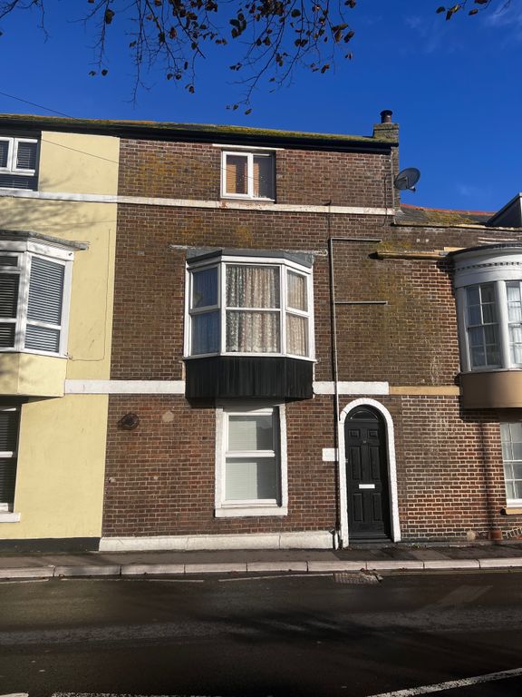 1 bed flat to rent in Commercial Road, Weymouth DT4, £595 pcm Zoopla