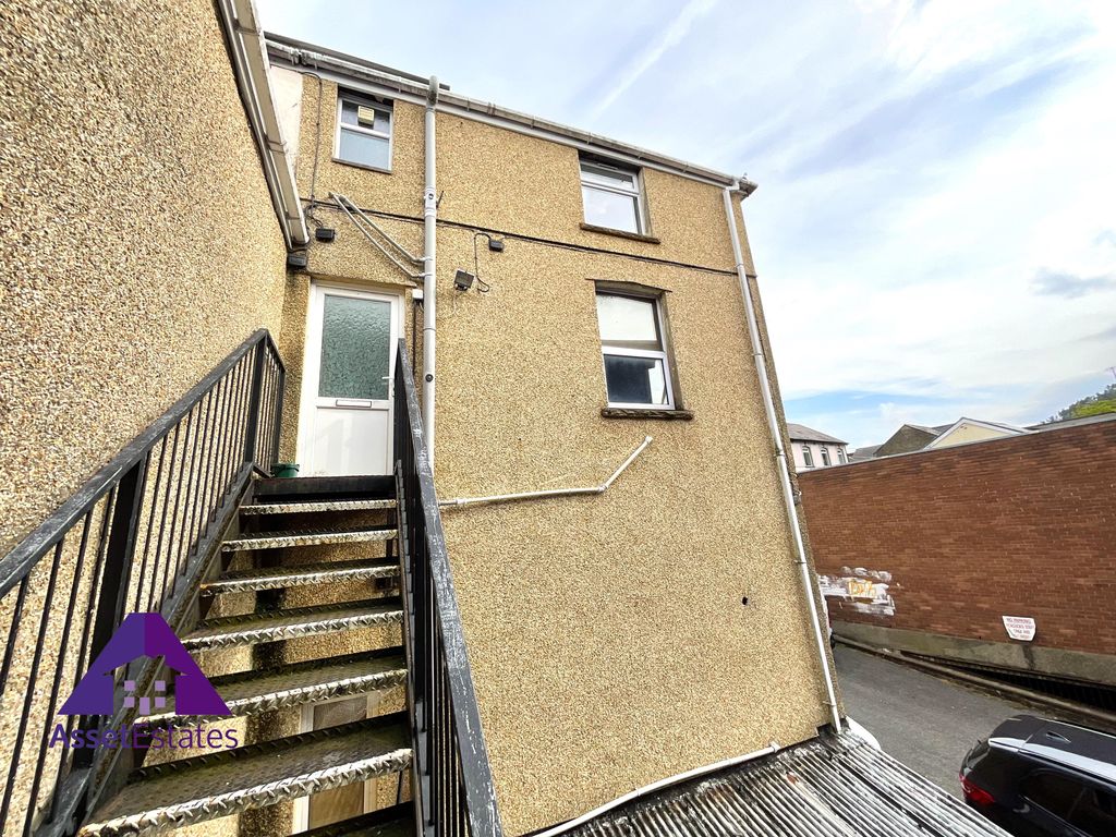 3 bed to rent in Church Street, Abertillery NP13 Zoopla