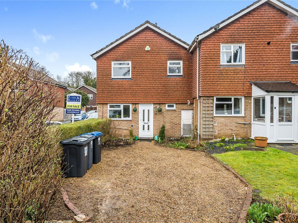 3 bed end terrace house for sale in Charlton Gardens, Coulsdon CR5 Zoopla