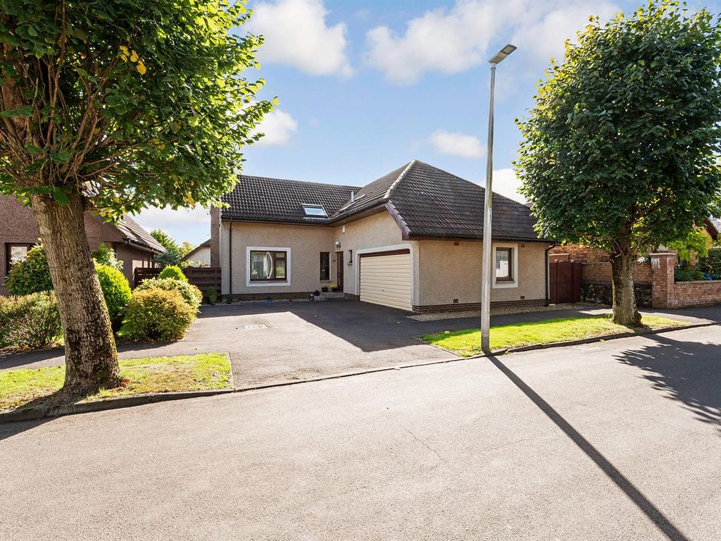 4 bed detached house for sale in Broom Road, Kinross KY13 Zoopla