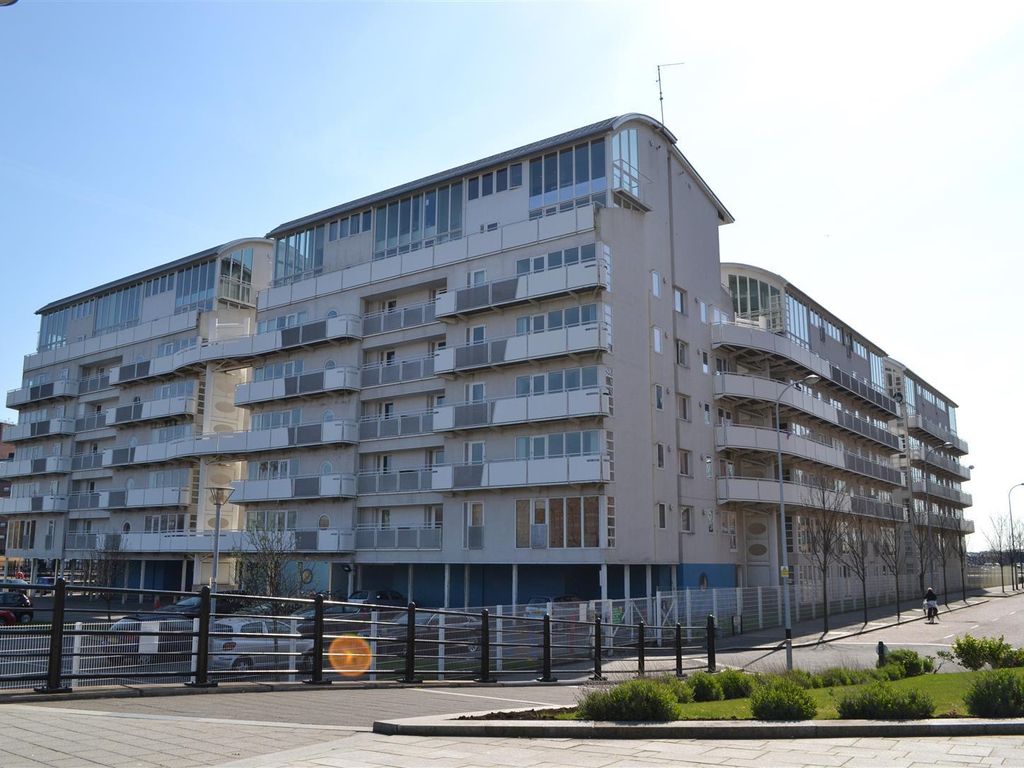 2 bed flat to rent in Block 7, Royal Quay, Liverpool L3 Zoopla