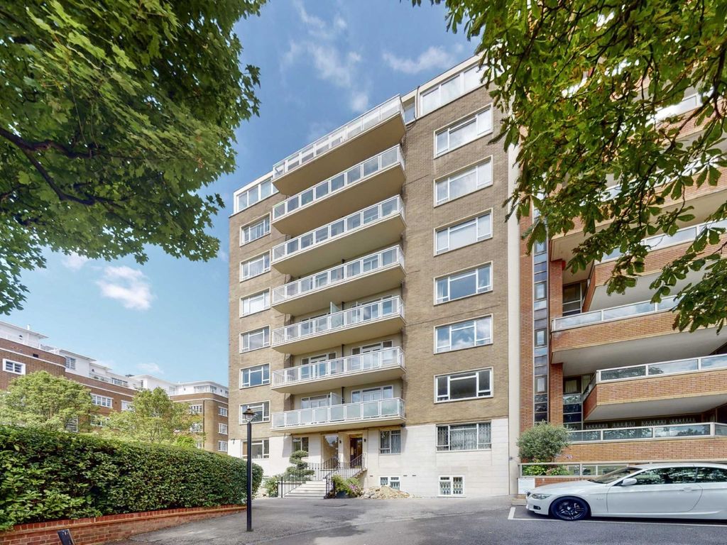 3 bed flat to rent in Primrose Court, 4950 Prince Albert Road, London