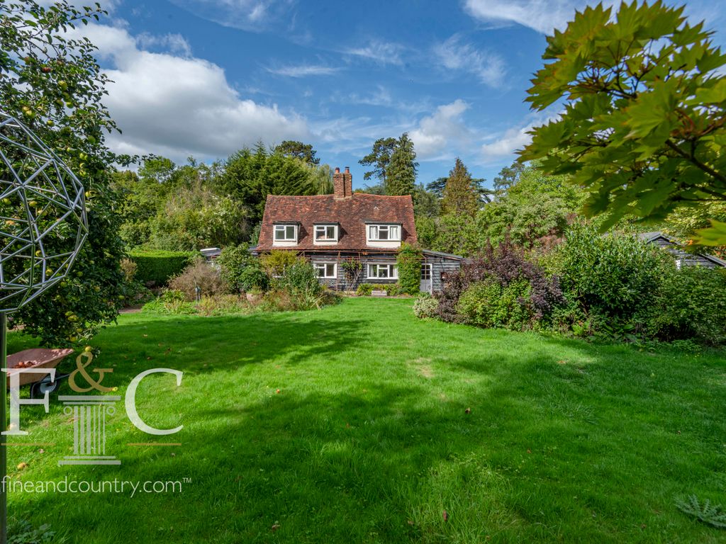 3 bed country house for sale in Wormley West End, Broxbourne EN10 Zoopla
