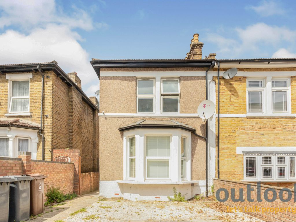 2 bed flat to rent in High Road Leyton, London E10 Zoopla