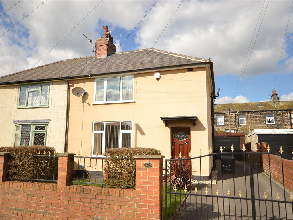 2 bed semidetached house for sale in Hawthorn Avenue, Yeadon, Leeds