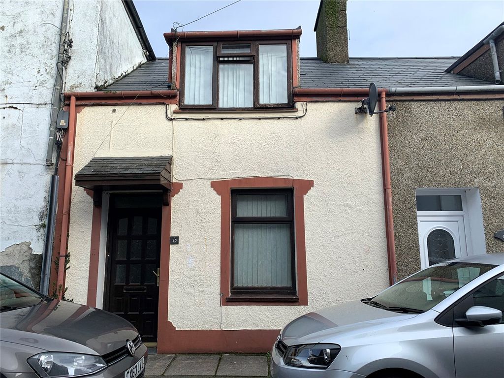 2 bed terraced house for sale in Smith Street, Porthmadog, Gwynedd LL49