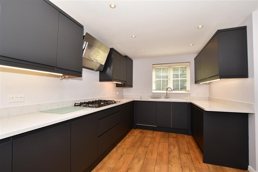 5 bed detached house for sale in Bluebell Road, Kingsnorth, Ashford