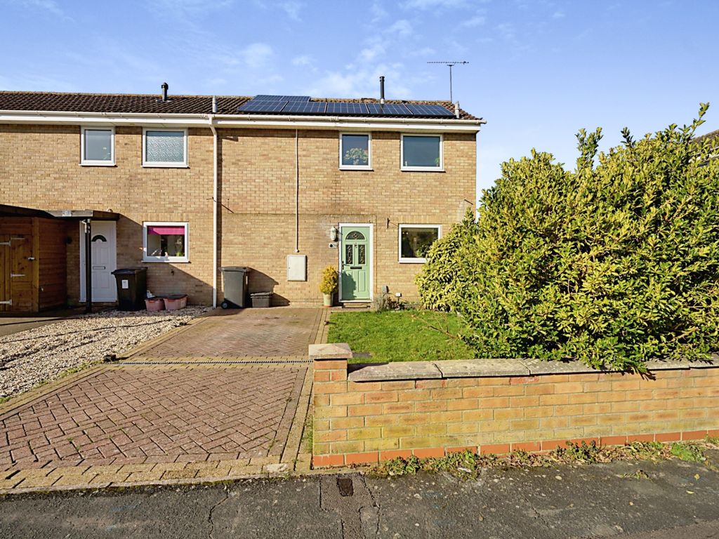 2 bed end terrace house for sale in Bellver, Swindon SN5 Zoopla