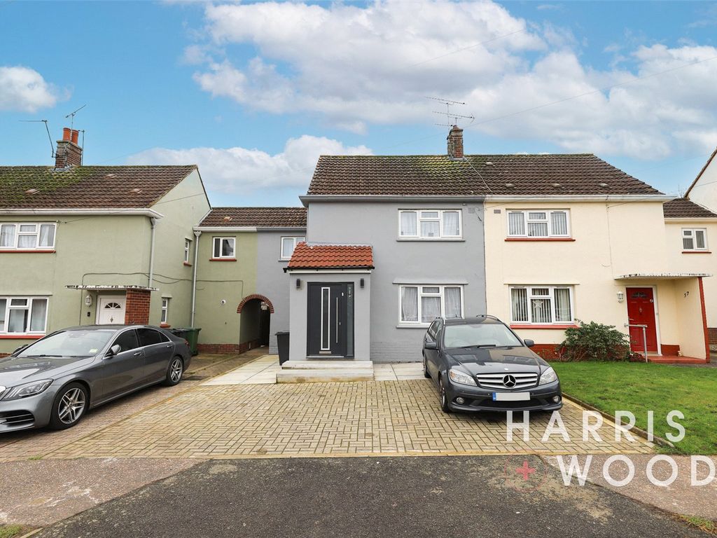 4 bed terraced house to rent in Pitt Avenue, Witham, Essex CM8, £1,650 pcm Zoopla