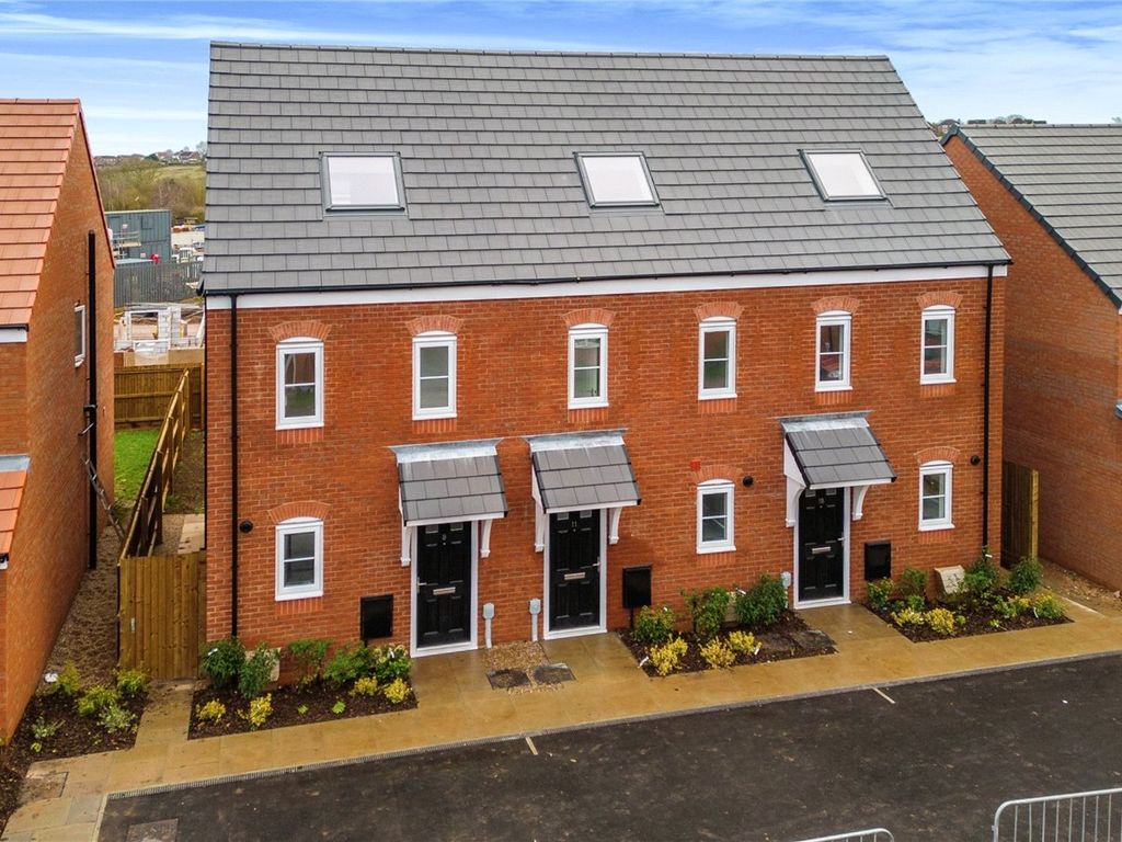 New home, 3 bed terraced house for sale in Upper Outwoods Farm