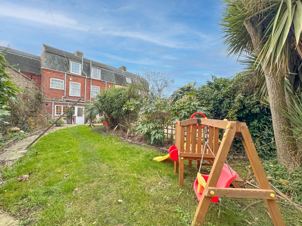 4 bed terraced house for sale in Coniston Square, Great Yarmouth NR30