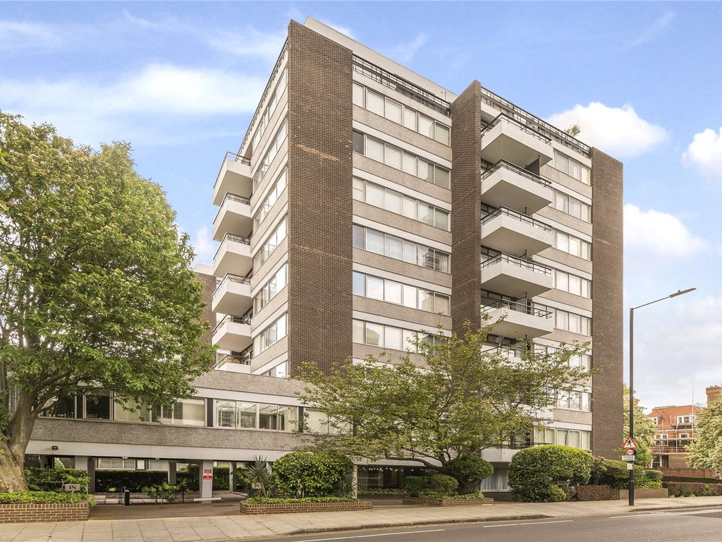 3 bed flat for sale in London House, 79 Avenue Road NW8, £2,250,000