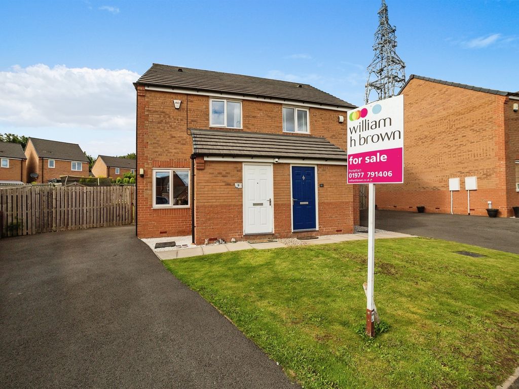 2 bed semidetached house for sale in Woodland Walk, Upton, Pontefract