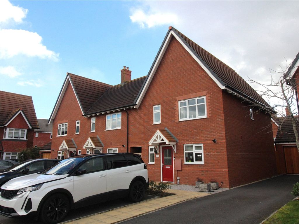 3 bed end terrace house for sale in Scott Close, Tadpole Garden Village