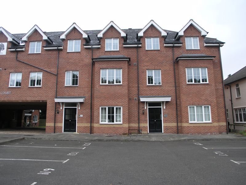 2 bed flat for sale in Halesowen, Haden Hill Road, Haden Arch Court B63