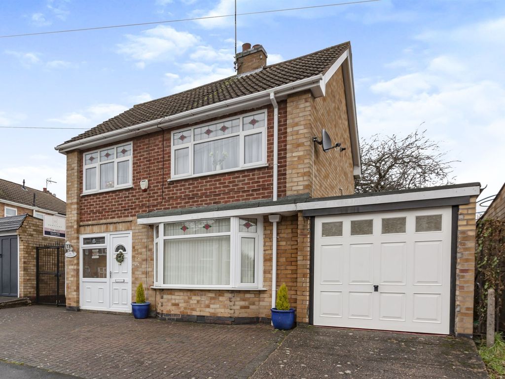 3 bed detached house for sale in Westover Road, Braunstone, Leicester