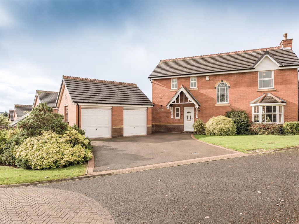 4 bed detached house for sale in Peveril Grove, Sutton Coldfield B76, £