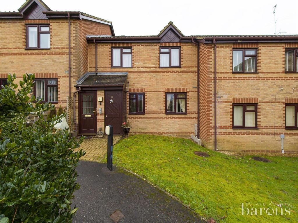 2 bed property for sale in Gershwin Court, Brighton Hill, Basingstoke