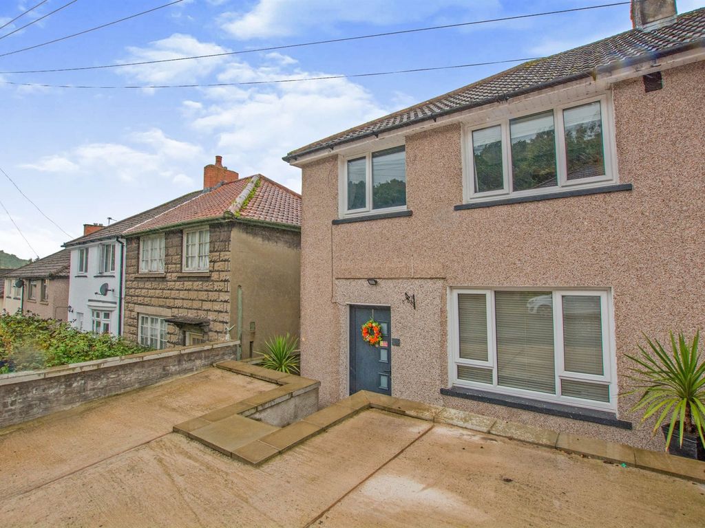 3 bed semidetached house for sale in Graig Park Hill, Newport NP20