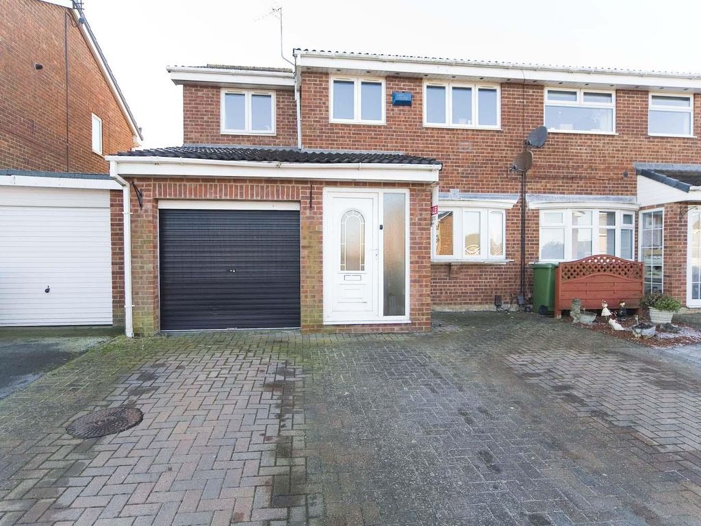 4 bed semidetached house for sale in Ravenwood Close, Hartlepool TS27