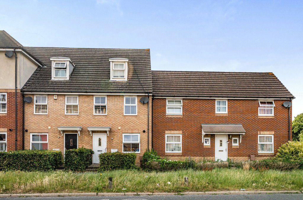 3 bed terraced house for sale in Parkhouse Farm Way, Havant, Hampshire