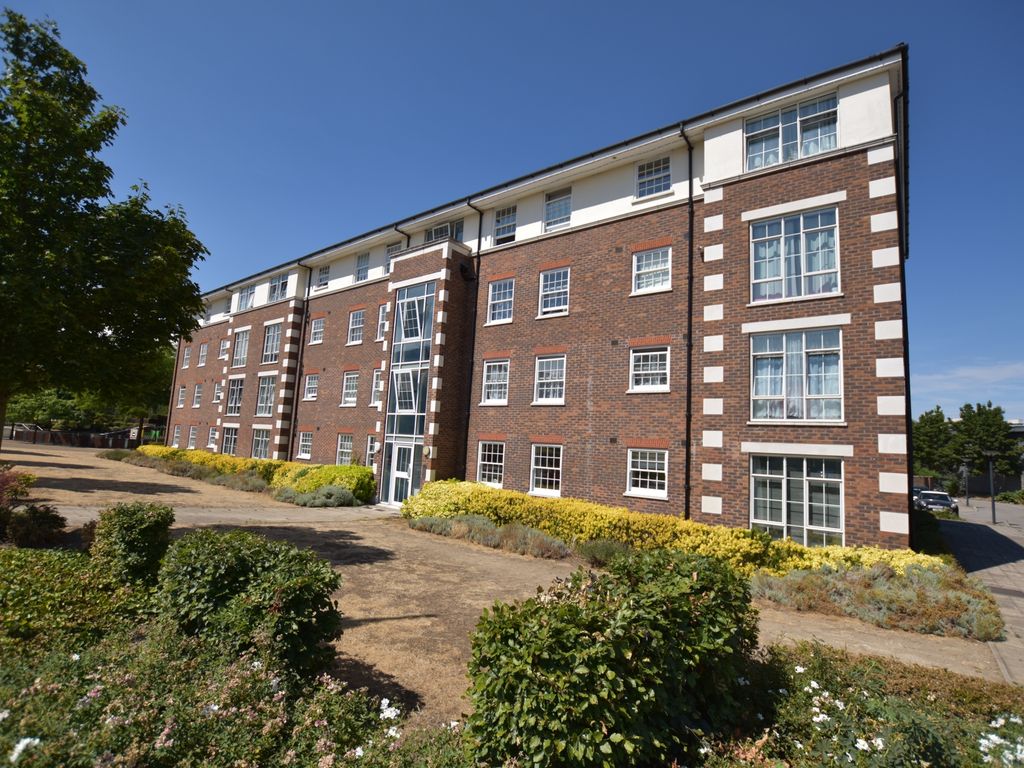 2 bed flat for sale in Cornwallis Road, Woolwich SE18 Zoopla