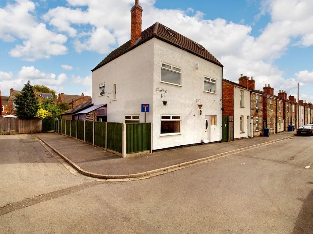 5 bed detached house for sale in Salisbury Street, Gainsborough DN21