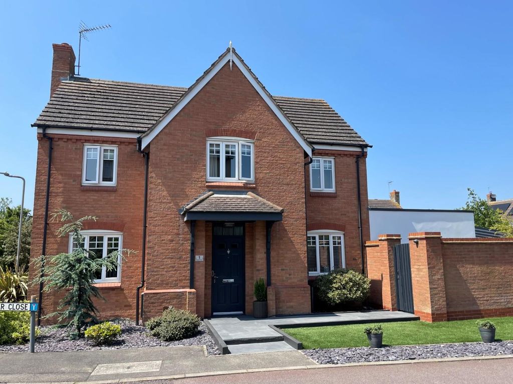 4 bed detached house for sale in Mander Close, Duston, Northampton NN5