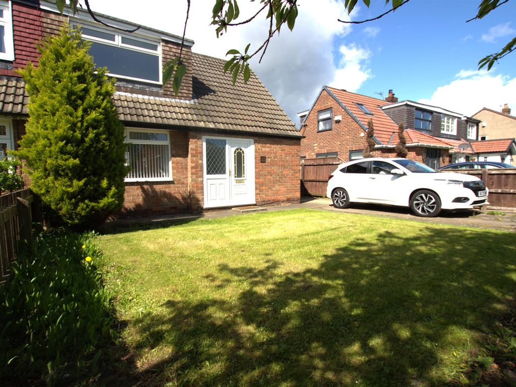3 bed semidetached bungalow for sale in Elizabeth Way, Seaton Carew