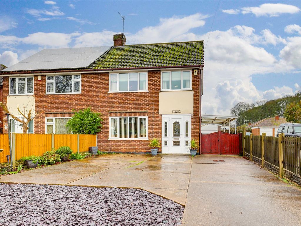 3 bed semidetached house for sale in Watnall Road, Hucknall