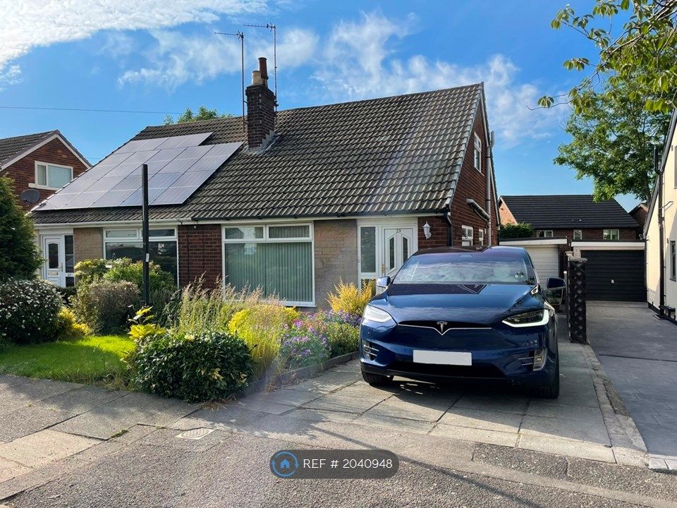 4 bed bungalow to rent in Ascot Way, Accrington BB5, £1,250 pcm Zoopla