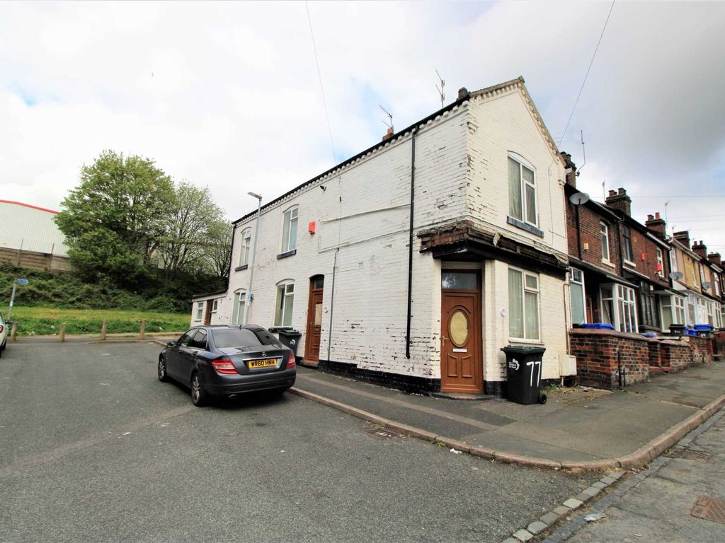 3 bed end terrace house for sale in King William Street, Tunstall ST6